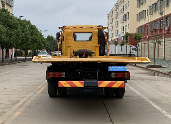 程力威牌CLW5183TQZC6型清障車(chē)